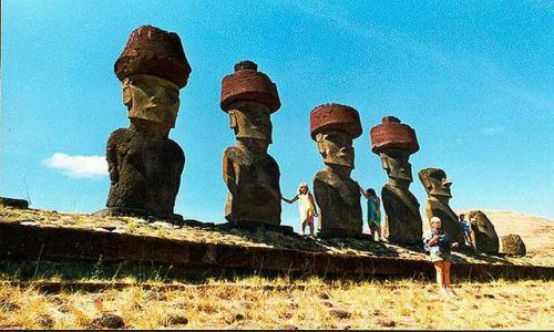 Zdjecie CHILE / Rapa Nui / Anakena / Ahu Anakena i moaie