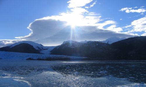 Zdjęcie CHILE / Ciesnina Magellana / Patagonia / W krainie lodu