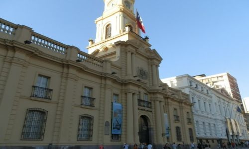 Zdjcie CHILE / Satntiago / Stolica / Jeden z budynkw gwnego placu
