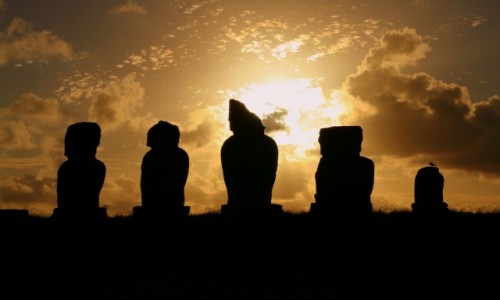 Zdjcie CHILE / Rapa Nui / Ahu Tahai / Ahu Tahai po zmroku