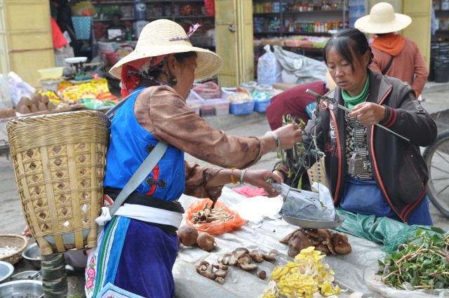 Zdjęcia: Dali, Yunnan, Na bazarze, CHINY Zdjęcia: Dali, Yunnan, Na bazarze, CHINY