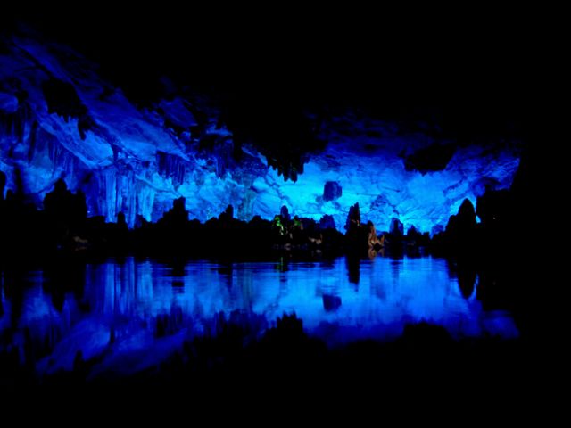 Zdjęcia: Guilin, Guangxi Zhuang, podziemne miasto, CHINY Zdjęcia: Guilin, Guangxi Zhuang, podziemne miasto, CHINY