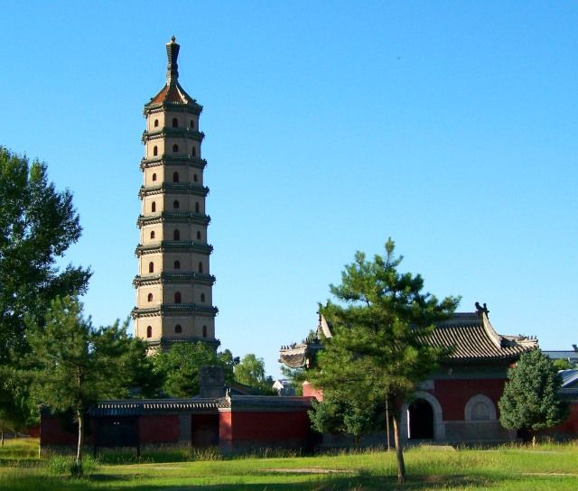 Zdjęcia: CHENGDE, CHINY PÓŁNOCNE, PROWINCJA HEBEI, PAGODA, CHINY Zdjęcia: CHENGDE, CHINY PÓŁNOCNE, PROWINCJA HEBEI, PAGODA, CHINY
