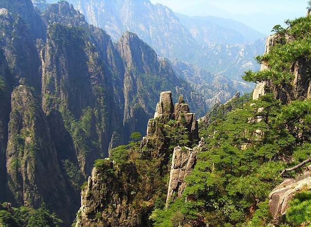 Zdjęcia: GÓRY ŻÓŁTE HUANGSHAN, PROWINCJA ANHUI, GÓRY INACZEJ, CHINY Zdjęcia: GÓRY ŻÓŁTE HUANGSHAN, PROWINCJA ANHUI, GÓRY INACZEJ, CHINY
