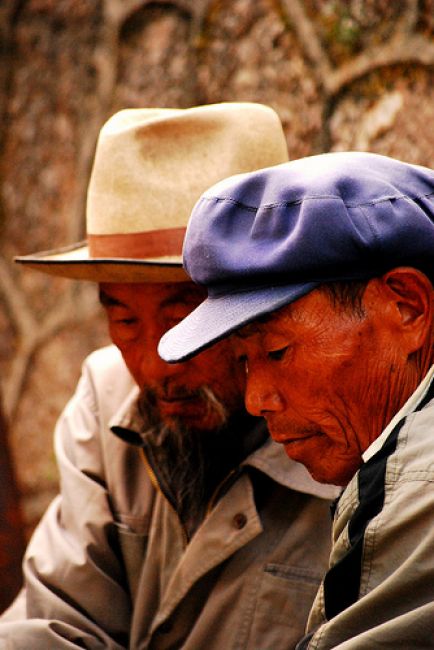 Zdjęcia: Lijiang, dwa dziadki, CHINY Zdjęcia: Lijiang, dwa dziadki, CHINY