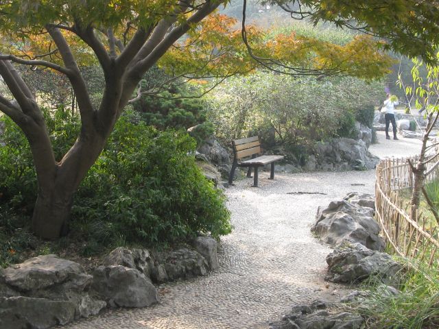 Zdjęcia: miejski park, Hangzhou, alejka, CHINY Zdjęcia: miejski park, Hangzhou, alejka, CHINY