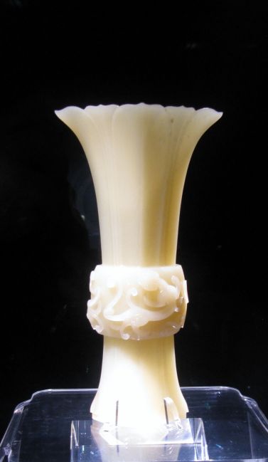Zdjęcia: muzeum Szanghajskie, Szanghaj, jadeidowy wazon, CHINY Zdjęcia: muzeum Szanghajskie, Szanghaj, jadeidowy wazon, CHINY