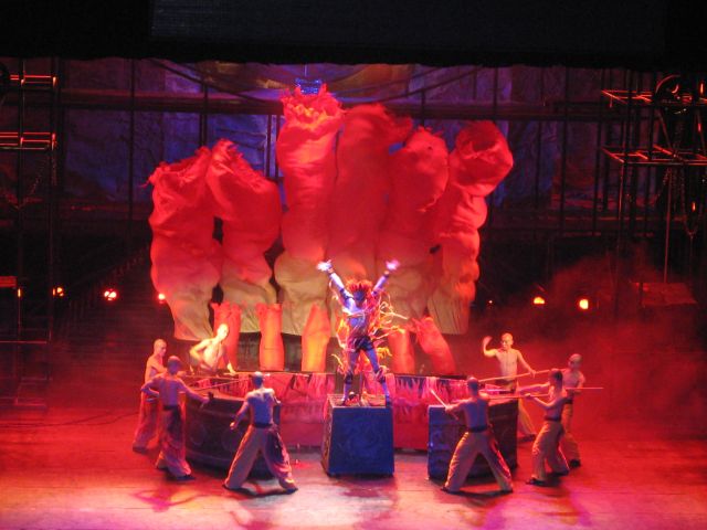 Zdjęcia: Czerwony teatr, Pekin, pokaz Kung-fu , CHINY Zdjęcia: Czerwony teatr, Pekin, pokaz Kung-fu , CHINY
