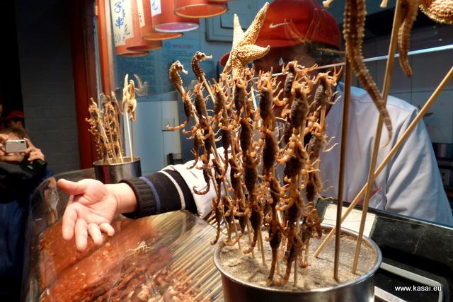 Zdjęcia: Pekin, Kulinarnie - nocny bazar, CHINY Zdjęcia: Pekin, Kulinarnie - nocny bazar, CHINY