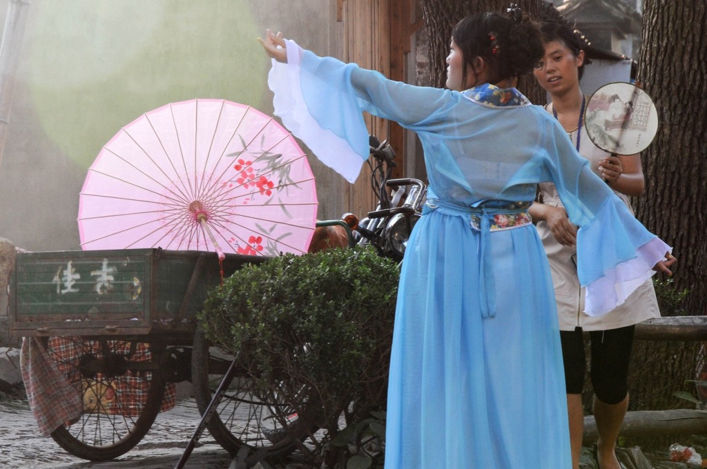 Zdjęcia: Suzhou, Jiangsu, KONKURS FOTO. Kobieta w obiektywie podróżnika., CHINY Zdjęcia: Suzhou, Jiangsu, KONKURS FOTO. Kobieta w obiektywie podróżnika., CHINY