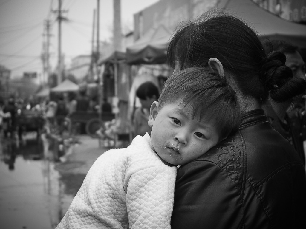 Zdjęcia: Pingdingsan, Henan, kilkuletnia, chińska 'emocja'.., CHINY Zdjęcia: Pingdingsan, Henan, kilkuletnia, chińska 'emocja'.., CHINY