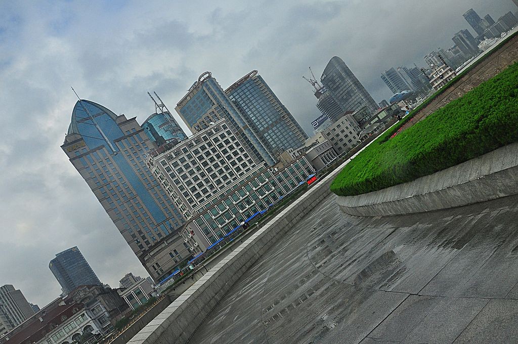 Zdjęcia: Shanghai-Bund po deszczu, Shanghai, 100% wilgotności..., CHINY Zdjęcia: Shanghai-Bund po deszczu, Shanghai, 100% wilgotności..., CHINY