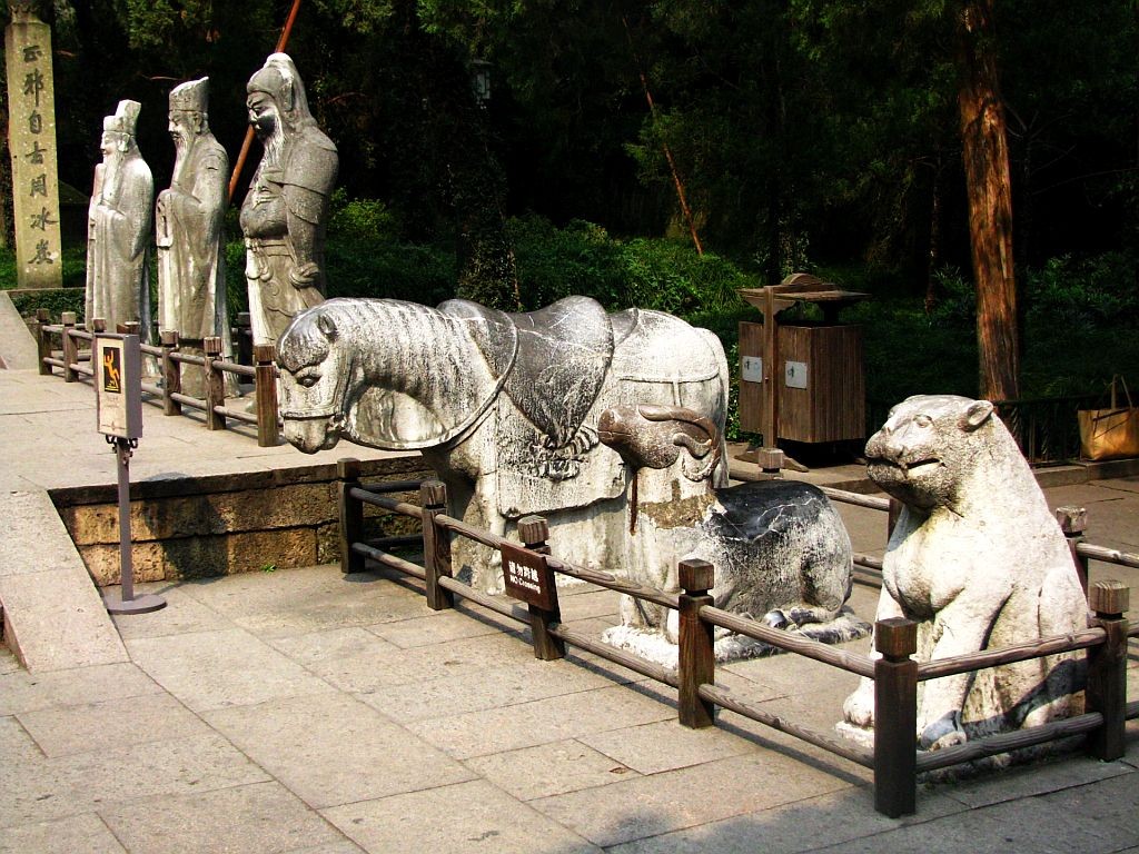 Zdjęcia: Hangzhou, prowincja Zhejiang, Grobowiec generała Yue Fei, CHINY Zdjęcia: Hangzhou, prowincja Zhejiang, Grobowiec generała Yue Fei, CHINY
