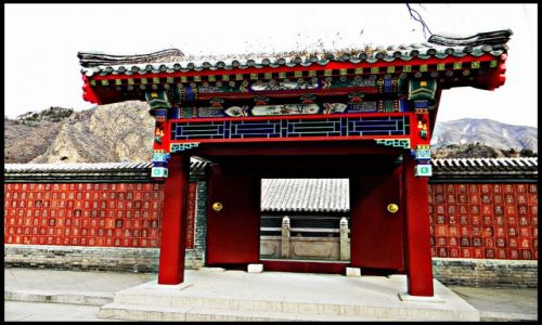 Zdjecie CHINY / xingang / chiski mur / wrota wyobrani