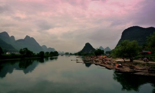 Zdjecie CHINY / - / Guilin / Gry