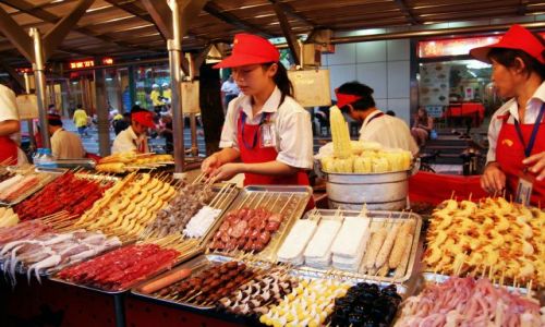 Zdjęcie CHINY / - / Pekin - Wangfu / Chińskie przysmaki