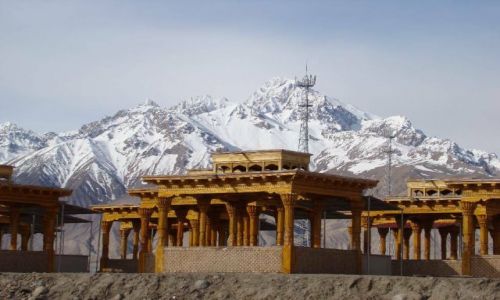 Zdjecie CHINY / - / Taxkorgan / Pamir Highway