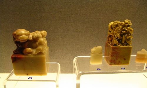 Zdj�cie CHINY / Szanghaj / Muzeum Szanghajskie / chi�skie piecz�cie