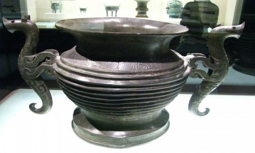 Zdjcie CHINY / Szanghaj / Muzeum Szanghajskie / chiskie brzy