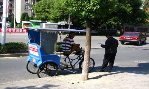 Zdjecie CHINY / prowincja Anhui / Tunxi / azjatycka takswka