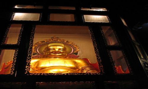 Zdjcie CHINY /  Szanghaj / Switynia Nefrytowego Buddy / Zadowolony Budda
