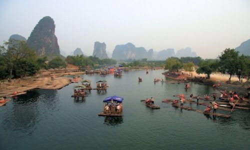 Zdjecie CHINY / Guangxi / Lijiang river / PRZYSTA W YANGSHUO