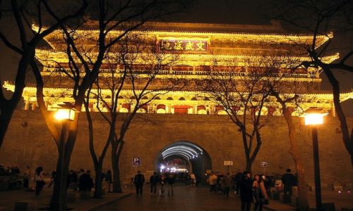 Zdjecie CHINY /   / Xian / Wejcie do starego miasta