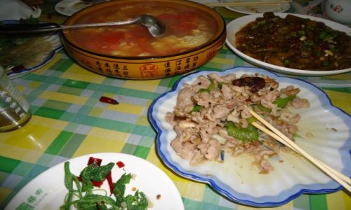 Zdjecie CHINY / Yunnan / Xinjie / Chiskie jedzenie (5)