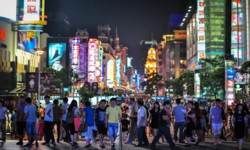 CHINY / Szanghaj / Szanghaj / Nanjing Road- najwiksze 'zakupowo' Chin.