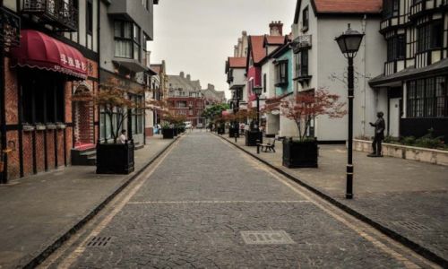 CHINY / Szanghaj / Thames Town / chiskie 'angielskie' miasto widmo