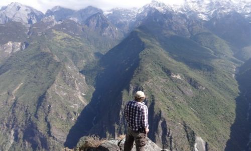 Zdjecie CHINY / Yunnan / Lijiang / w drodze na wawoz skaczacego tygrysa