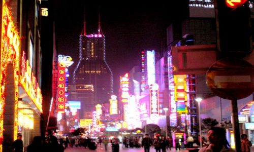 Zdjecie CHINY / brak / Szanghaj / Nanjing Rd. - ulica neonw