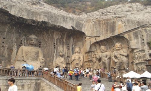 Zdjcie CHINY / Luoyang / Longmen / Chiny Longmen Duy Budda