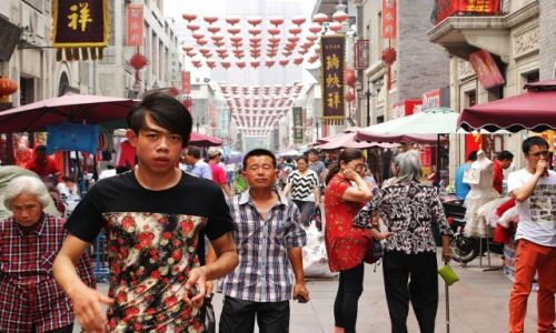 Zdjecie CHINY / Tianjin / chiski bazar / street