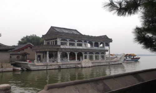 Zdjcie CHINY / Pekin / Paac Letni / Paac Letni - marmurowa d