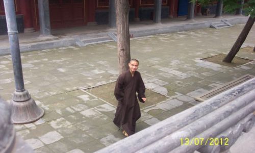 Zdjecie CHINY / - / Pekin / mnich