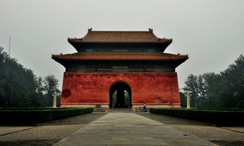 Zdjecie CHINY / Pekin / prawie w Pekinie / Brama Steli