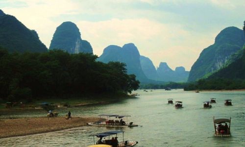 Zdjęcie CHINY / pd-Wsch chin / Yangshuo / Rejs po rzece Li
