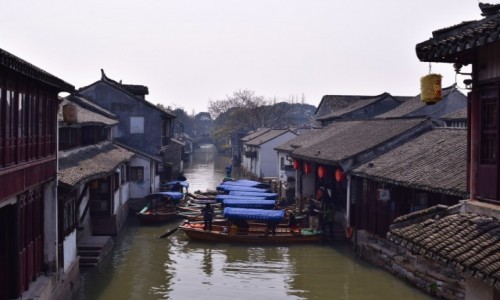 Zdjecie CHINY / Szanghaj / Zhouzhuang / Wodne miasto