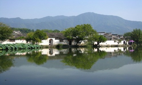Zdjcie CHINY / prowincja Anhui / Hongcun / panorama wioski