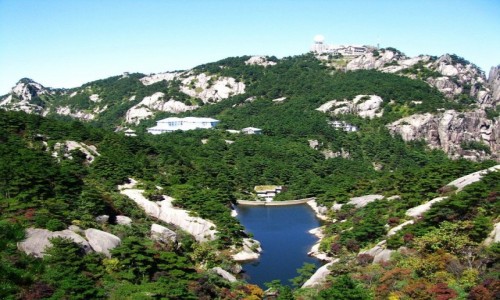 Zdjecie CHINY / prowincja Anhui / Huang Shan / widok na Niebiaskie Morze