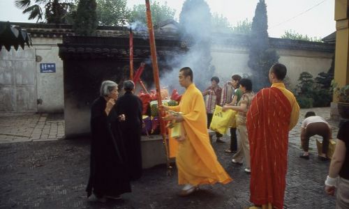 Zdjęcie CHINY / brak / Suzhou / Ofiara całopalna w świątyni - Suzhou