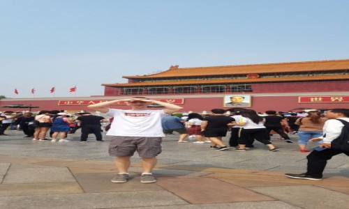 Zdjecie CHINY / Pekin / Stare miasto / Z przewodniczącym:D