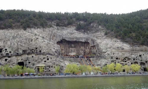 Zdjcie CHINY / Luoyang / Longmen / Smocze Groty