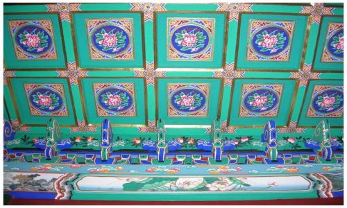 Zdjecie CHINY / ChinyPółnocne / Pekin - Pałac Letni / Galeria Długi Korytarz - zdobienia