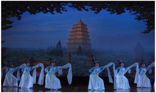 Zdjecie CHINY / Chiny północne / Xi'an / Troche orientu - przedstawienie