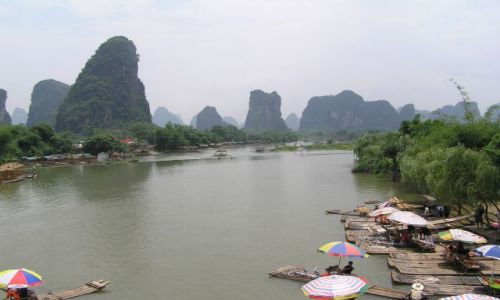 Zdjecie CHINY / po.-zach. Chiny / Yangshuo / wzdu rzeki Li