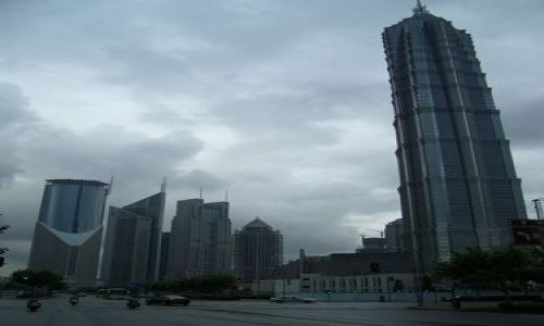Zdjecie CHINY / brak / Shanghai / wieżowiec Jin Maow dzielnicy Pudong (421m)
