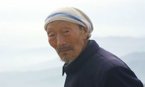 Zdjecie CHINY / PROWINCJA HENAN / GÓRY TAI HANG / SPRACOWANY