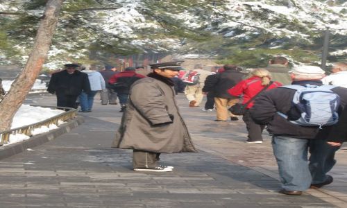 Zdjęcie CHINY / Pekin / palac letni / to dopiero jest mundurek